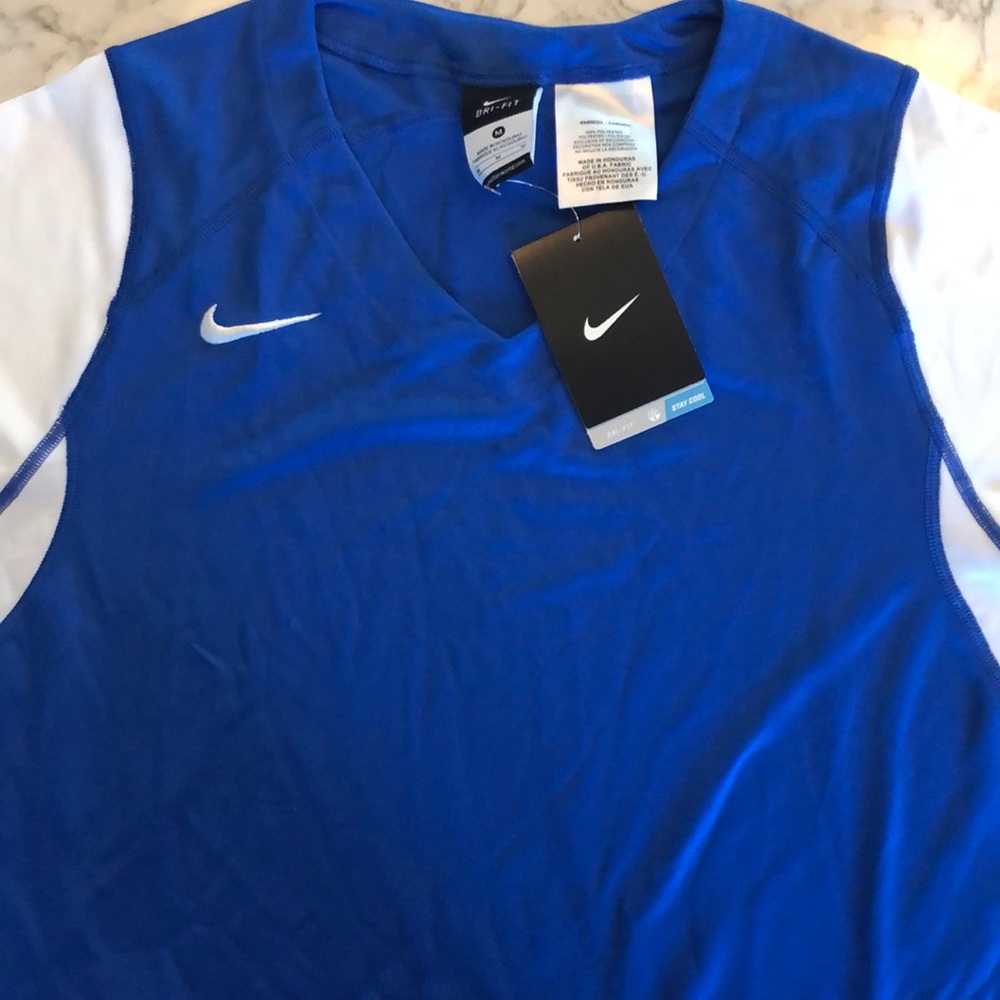 Nike Dri-Fit short sleeve jersey, M, New.